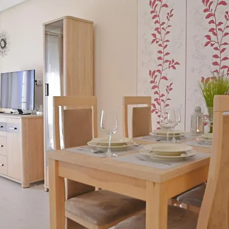 Bryza - Osiedle Debina - Centrum - Parking * Świnoujście