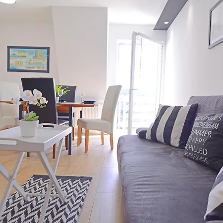 Bryza - Osiedle Debina - Centrum - Parking * Świnoujście