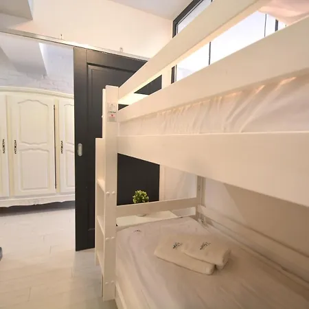 Bryza - Osiedle Debina - Centrum - Parking * Świnoujście