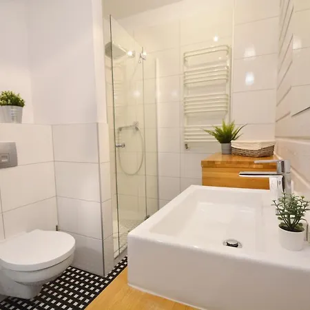 Bryza - Osiedle Debina - Centrum - Parking Świnoujście