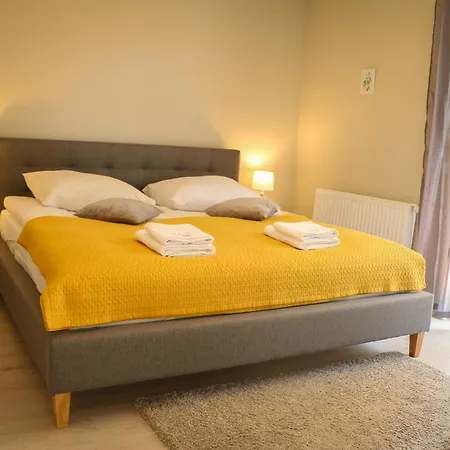 Bryza - Osiedle Debina - Centrum - Parking Świnoujście