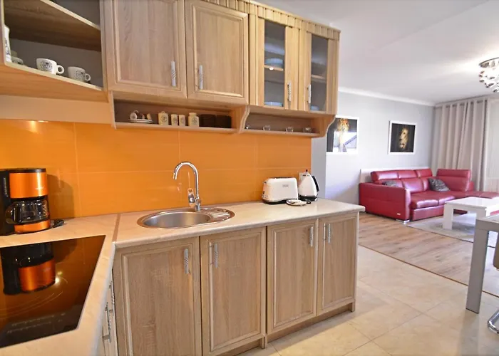 Bryza - Osiedle Debina - Centrum - Parking Świnoujście