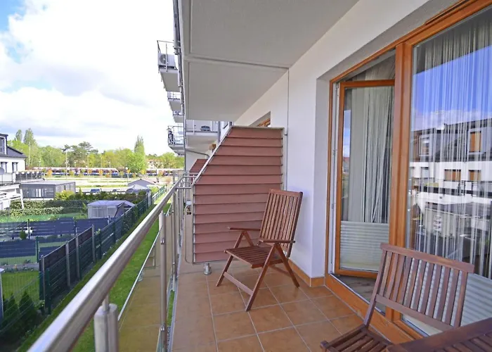 Bryza - Osiedle Debina - Centrum - Parking