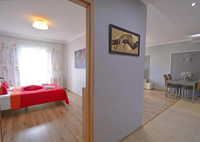 Bryza - Osiedle Debina - Centrum - Parking