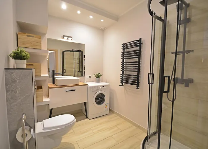 Bryza - Osiedle Debina - Centrum - Parking