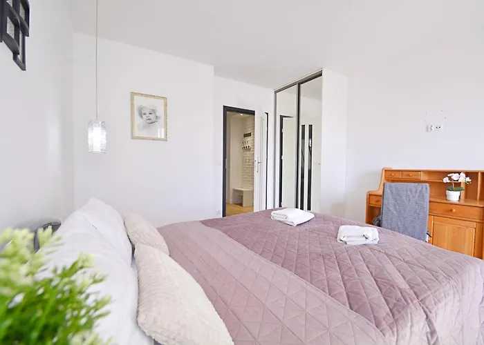 Bryza - Osiedle Debina - Centrum - Parking Lägenhet