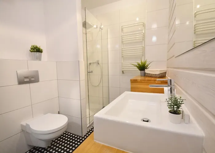 Bryza - Osiedle Debina - Centrum - Parking Świnoujście